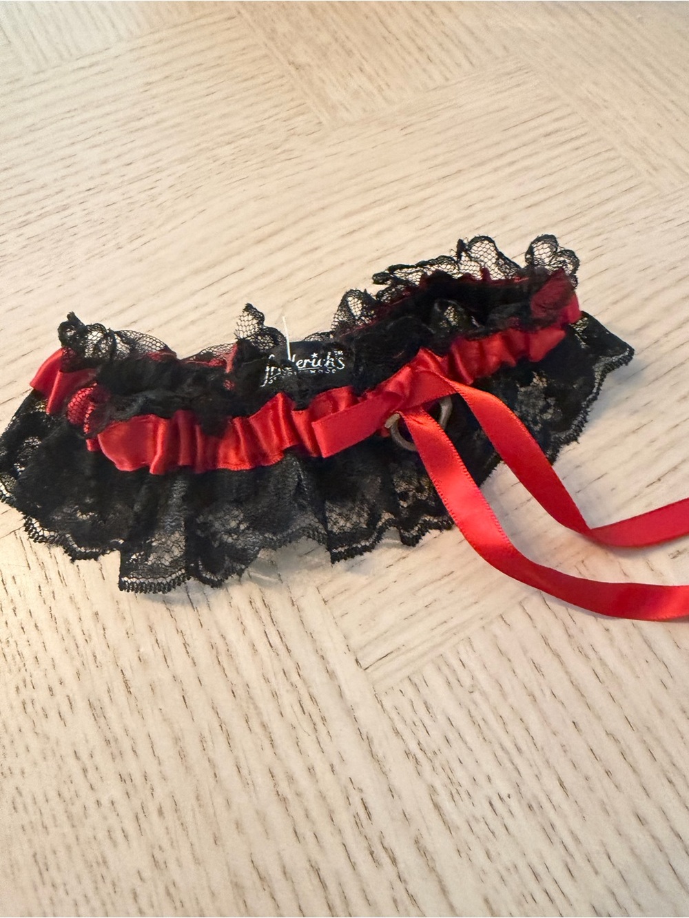 Fredricks of Hollywood Garter- Black and Red Lace